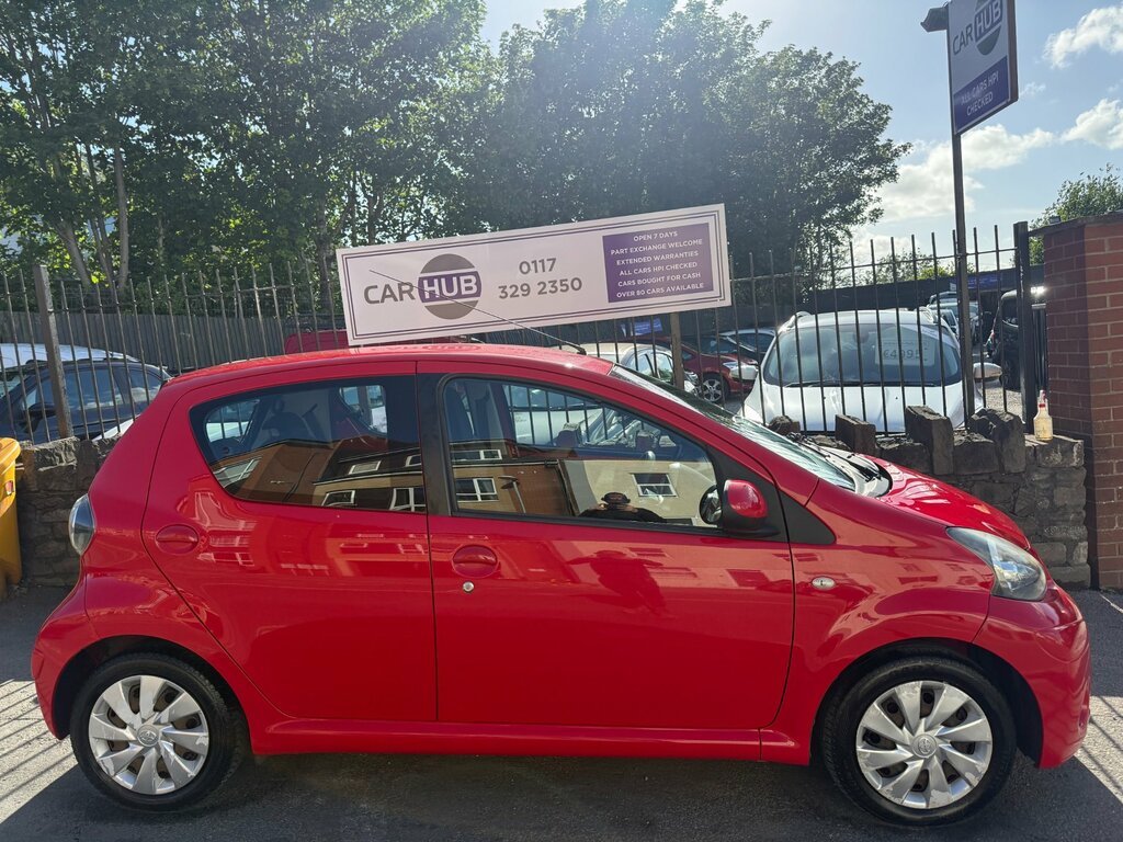 Toyota Aygo 1.0 Vvt-i Hatchback Euro 5 67 Red #4