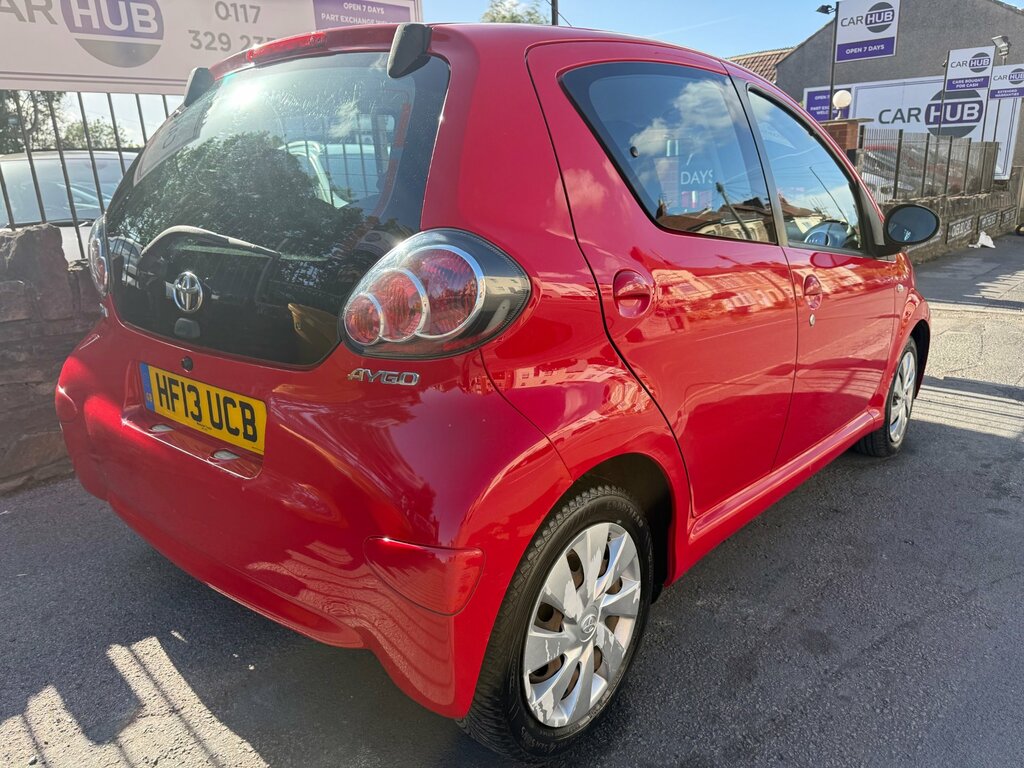 Toyota Aygo 1.0 Vvt-i Hatchback Euro 5 67 Red #5