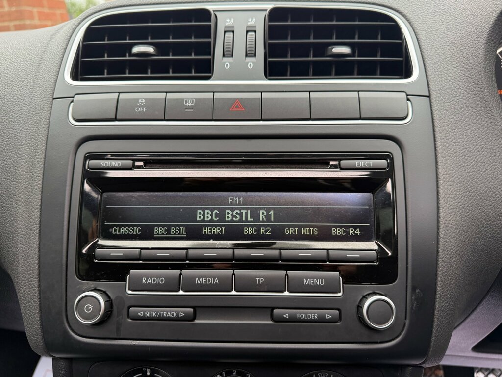 Volkswagen Polo   #16