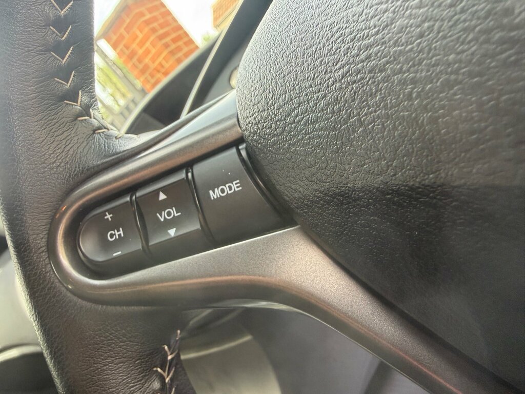 Honda Civic 1.8 I-vtec Es Hatchback Black #16
