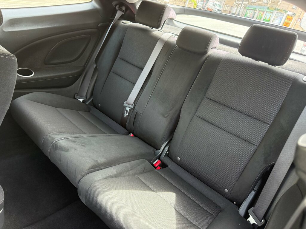 Honda Civic 1.8 I-vtec Es Hatchback Black #14