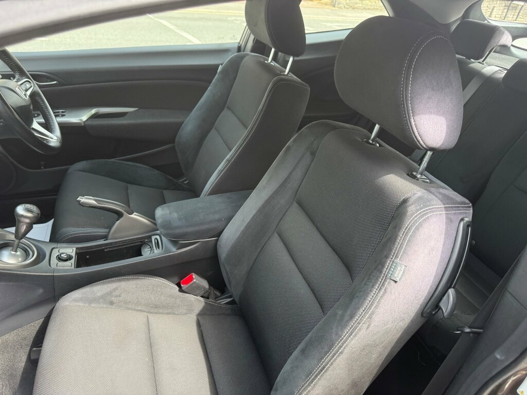 Honda Civic 1.8 I-vtec Es Hatchback Black #13