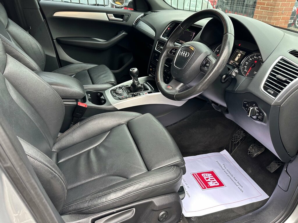Audi Q5 2.0 Tdi Quattro S Line Plus 170 Bhp Black #10
