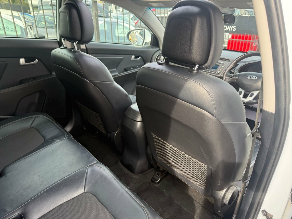 Kia Sportage 1.6 2 133 Bhp White #11