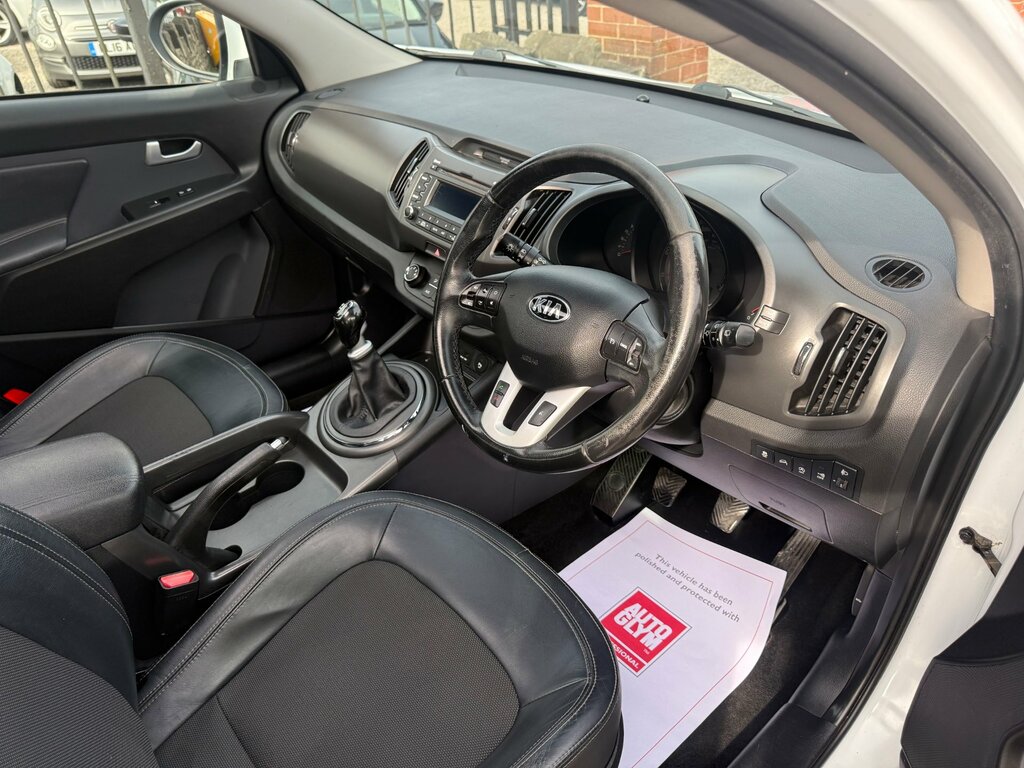 Kia Sportage 1.6 2 133 Bhp White #7