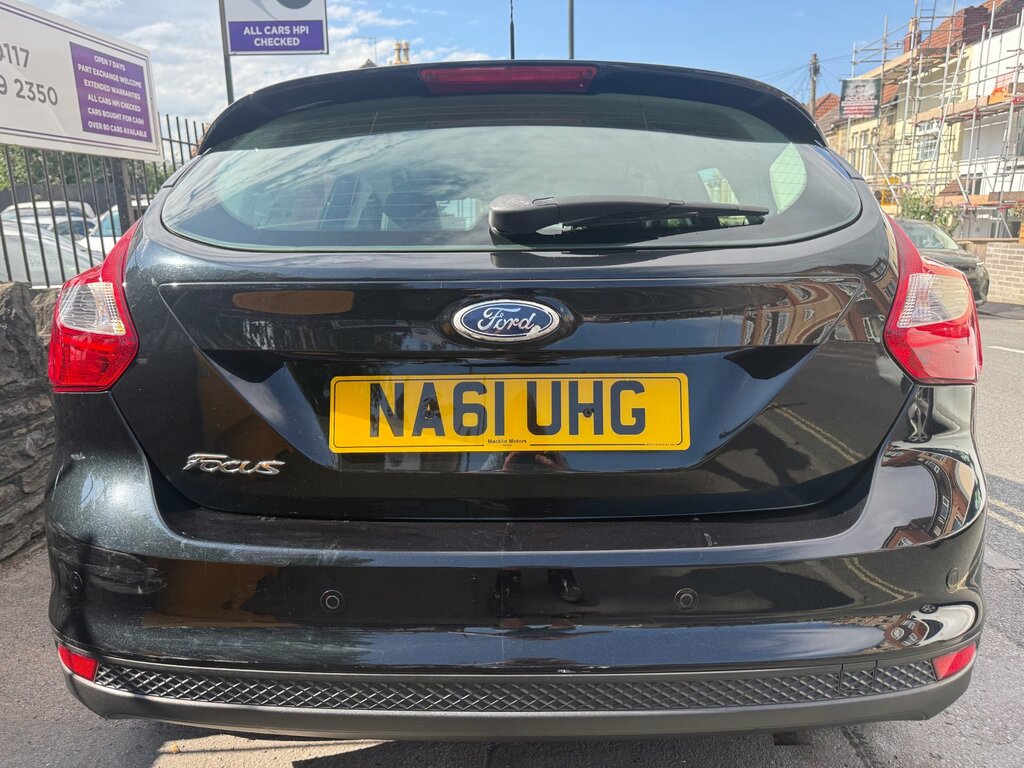 Ford Focus 1.6 Zetec Hatchback Euro 5 125 Black #6