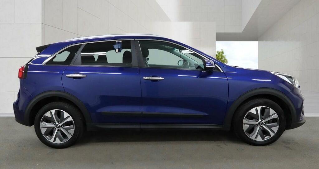 Kia Niro 3 Blue #6