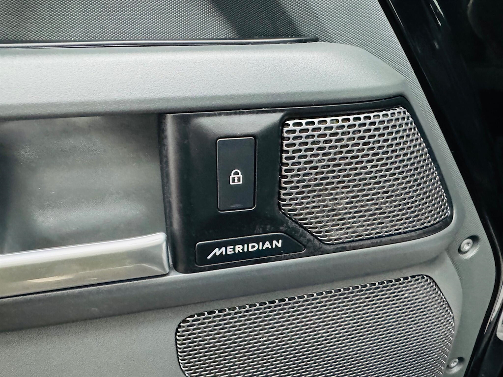Land Rover Defender 110 3.0 D250 X-dynamic S 110 Grey #66