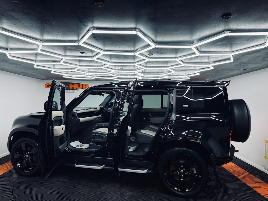 Land Rover Defender 110 3.0 D250 Mhev X-dynamic S Suv 4Wd Black #3