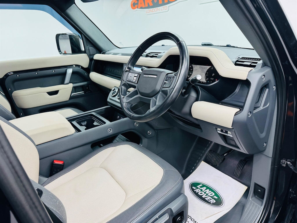 Land Rover Defender 110 3.0 D250 X-dynamic S 110 Grey #36