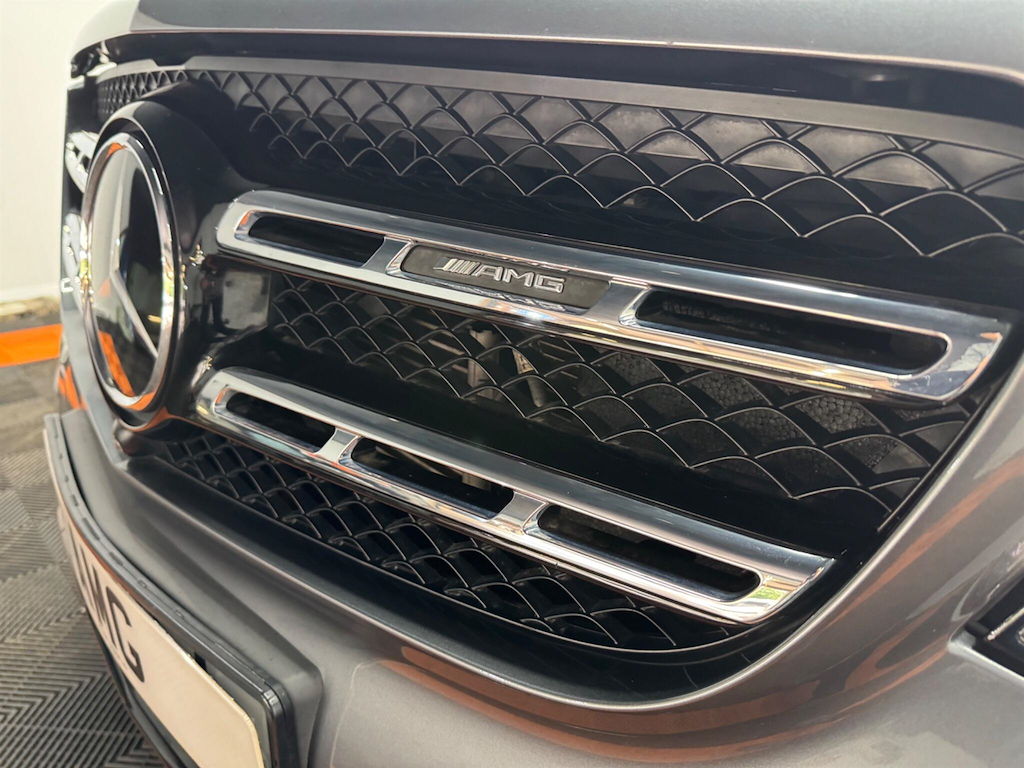 Mercedes-Benz GLS Class Suv White #34