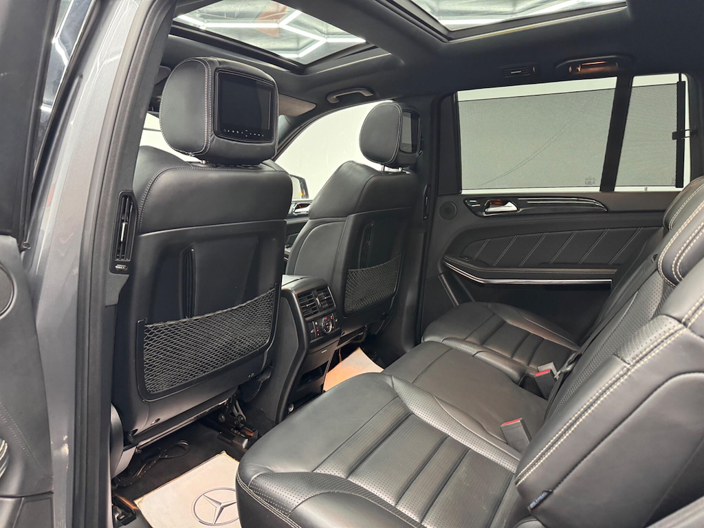 Mercedes-Benz GLS Class Suv White #49