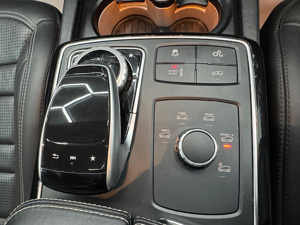 Mercedes-Benz GLS Class Suv White #70