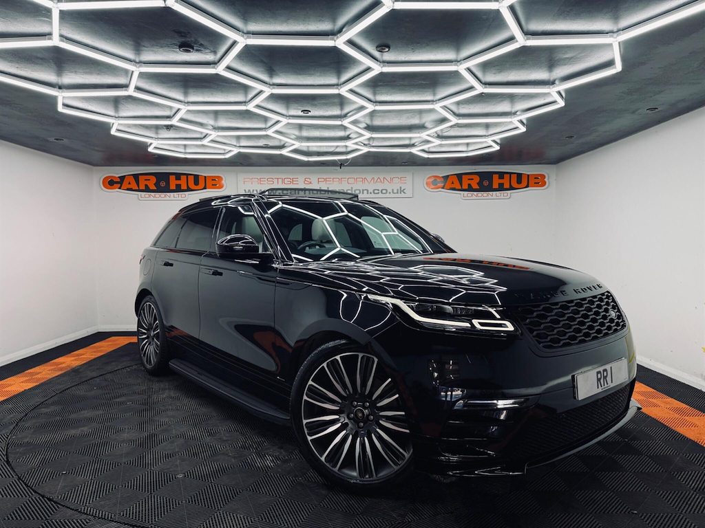 Land Rover Range Rover Velar 3.0 D300 R-dynamic Se 4Wd Euro 6 Ss Black