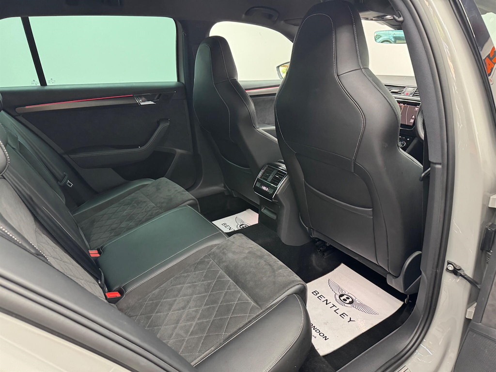 Skoda Superb 1.5 Tsi Se L Executive Grey #40