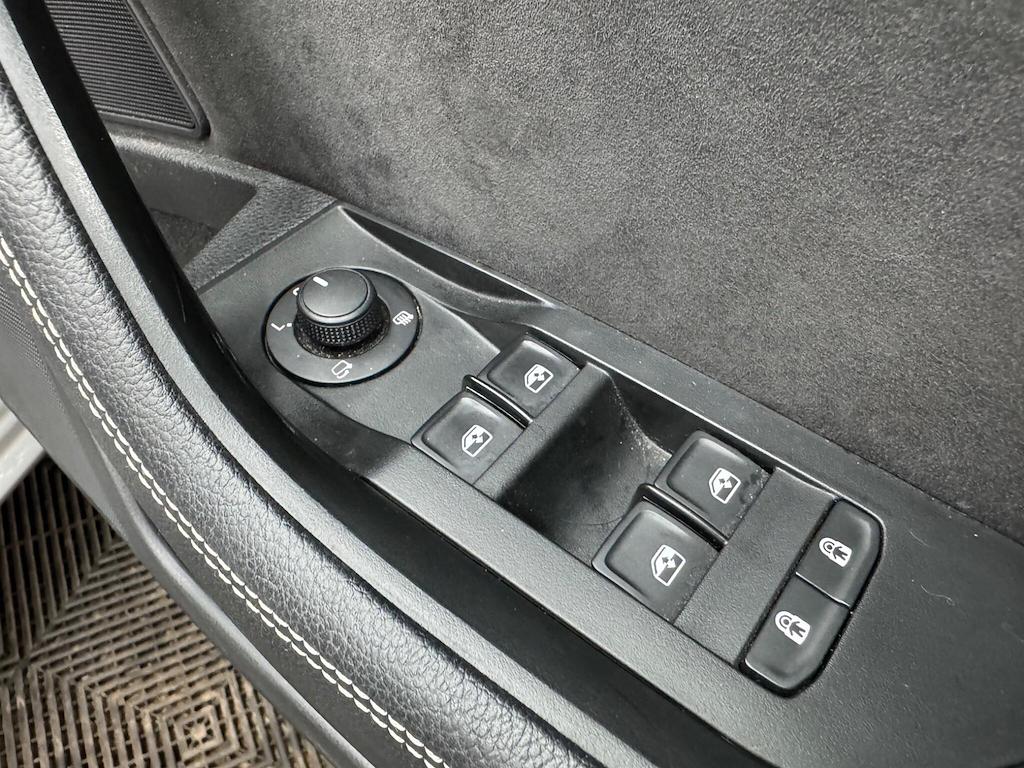 Skoda Superb 1.5 Tsi Se L Executive Grey #65