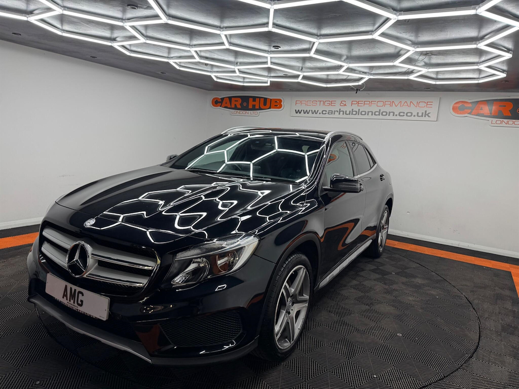 Mercedes-Benz GLA Class Amg Line Grey #12