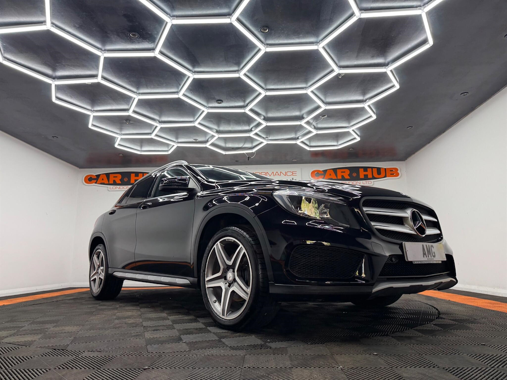Mercedes-Benz GLA Class Amg Line Grey #16