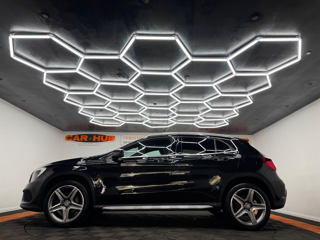 Mercedes-Benz GLA Class Amg Line Grey #18
