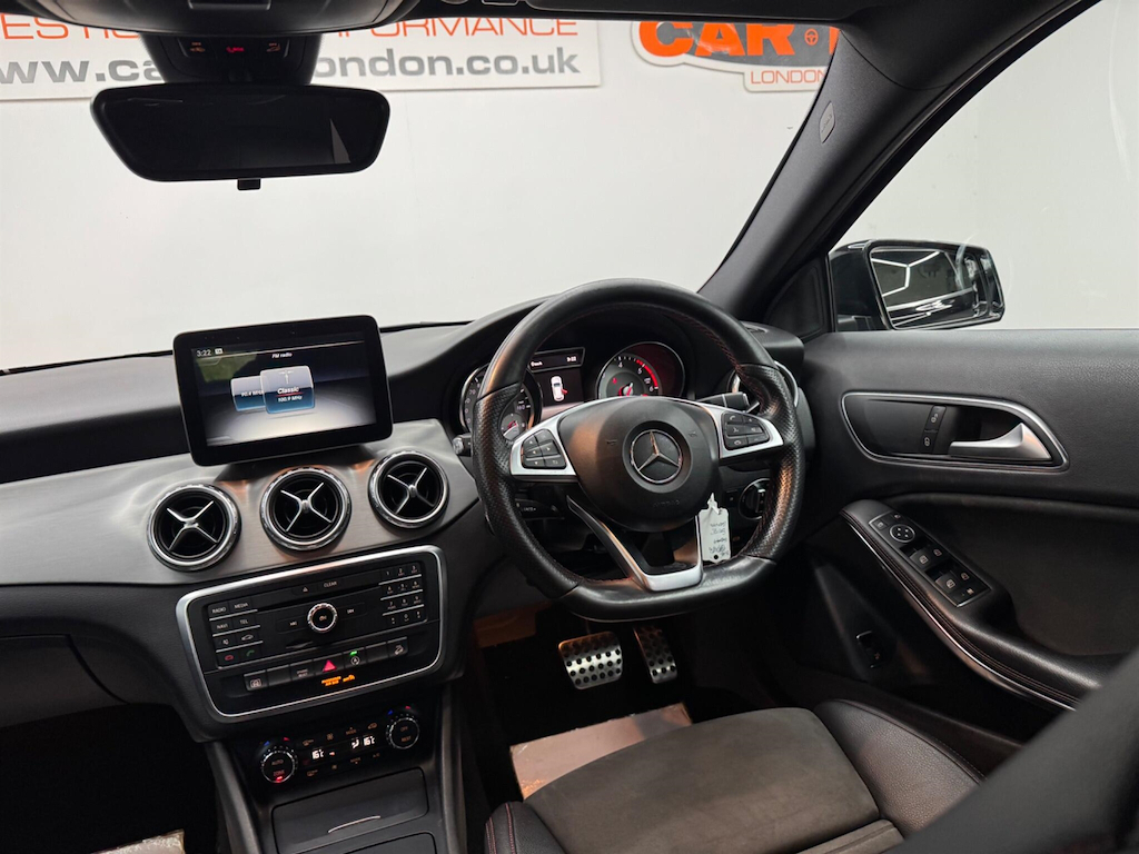 Mercedes-Benz GLA Class Amg Line Grey #44