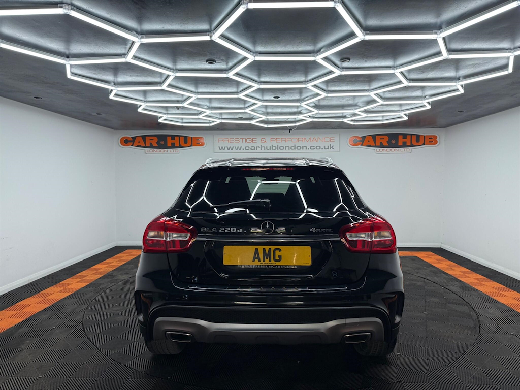 Mercedes-Benz GLA Class Amg Line Grey #7