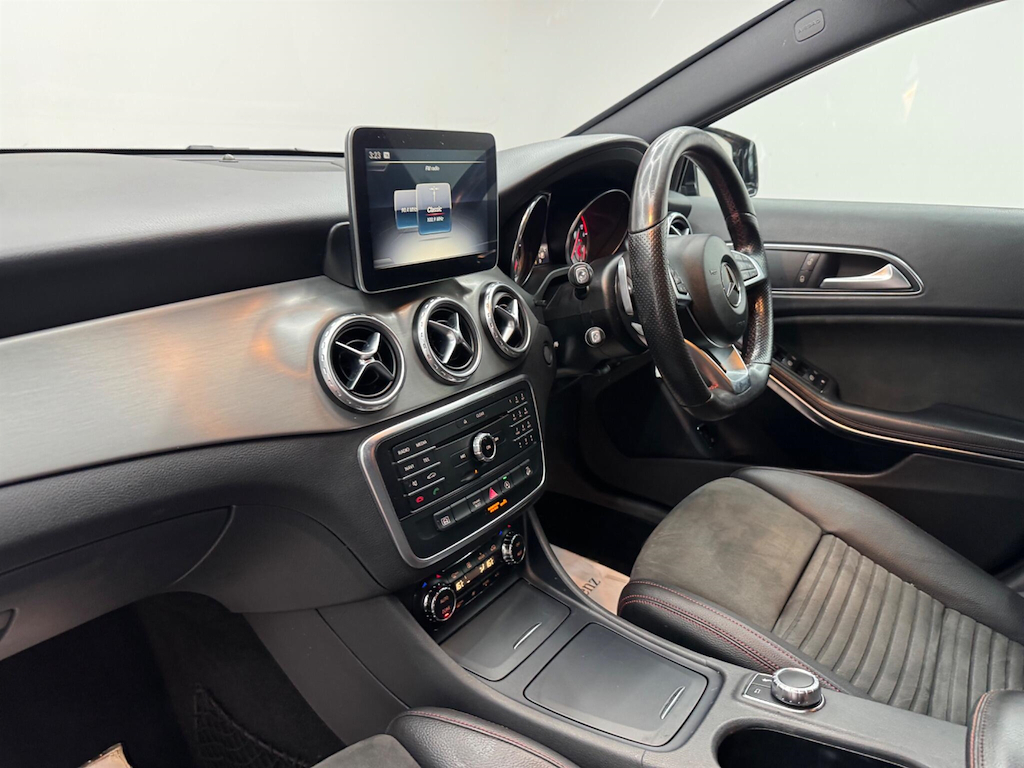 Mercedes-Benz GLA Class Amg Line Grey #57