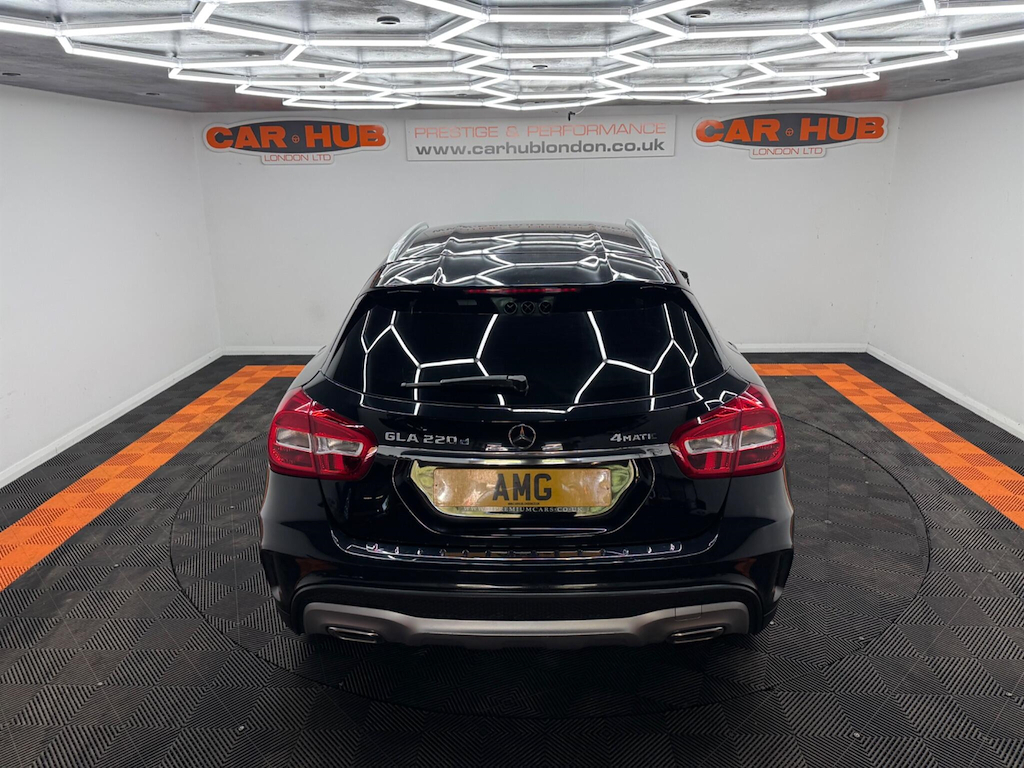 Mercedes-Benz GLA Class Amg Line Grey #26