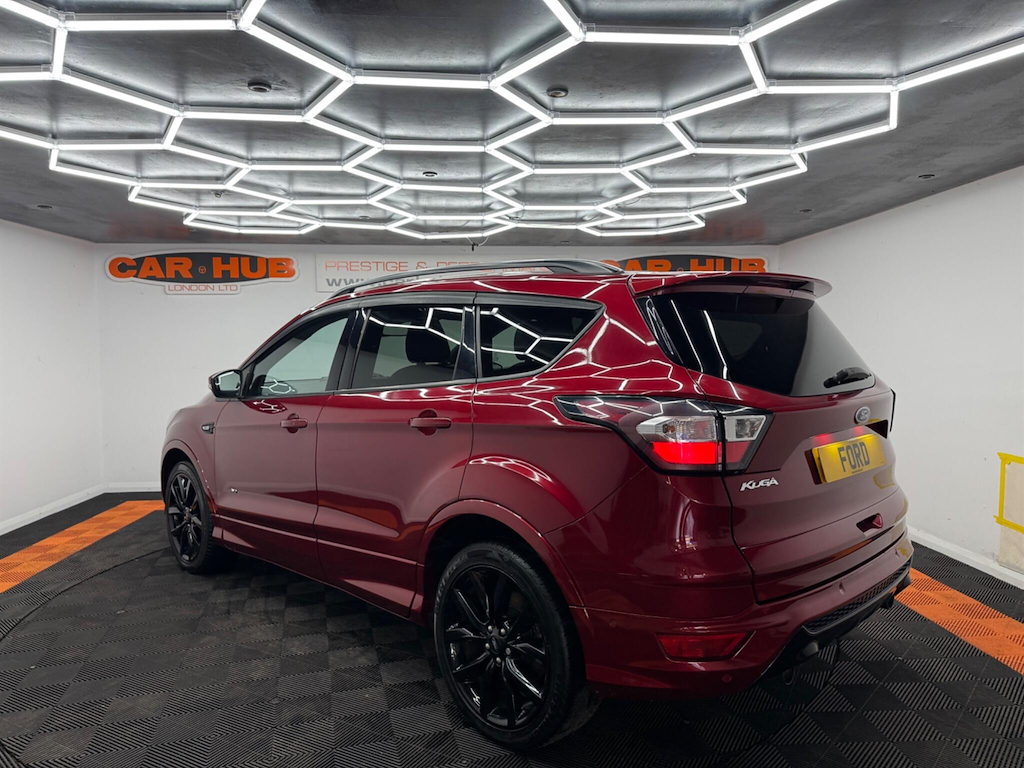 Ford Kuga 2.0 Tdci St-line X Powershift Awd Euro 6 Ss Red #3