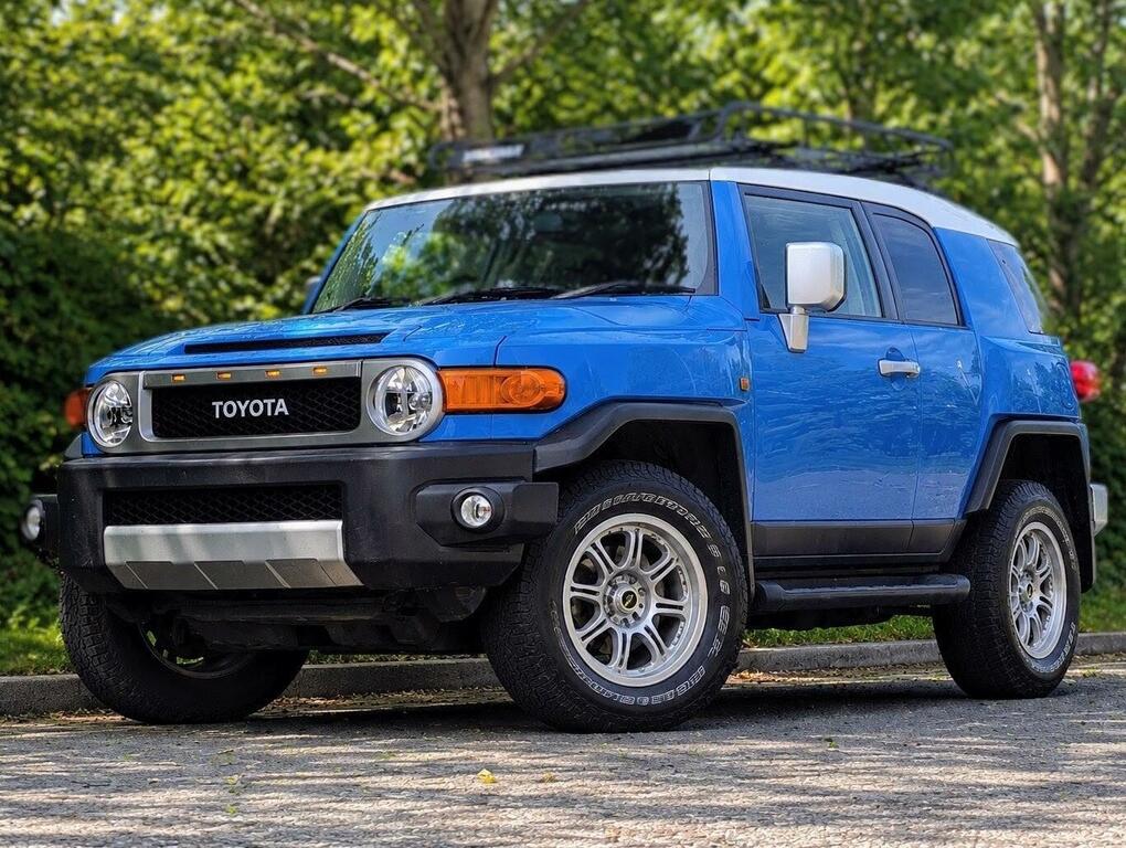 Toyota FJ Cruiser Special Edition In Rare Voodoo Blue Blue