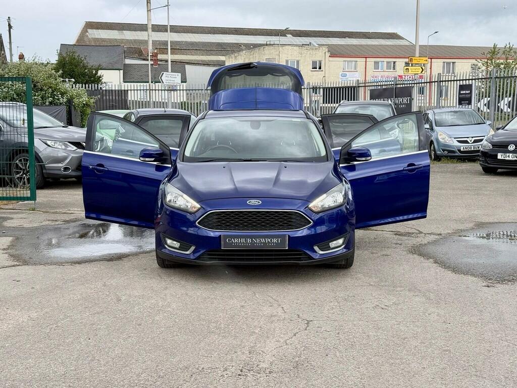 Ford Focus Hatchback 1.0T Ecoboost Zetec Euro 6 Ss 20 MW15KWN Blue #2