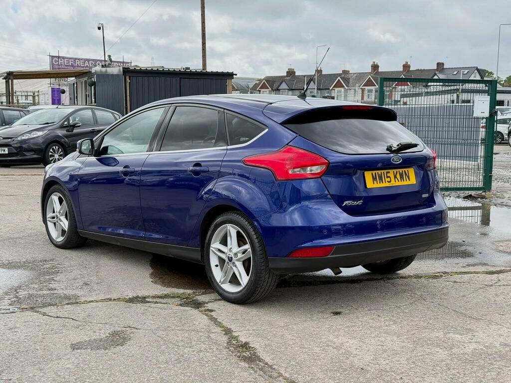 Ford Focus Hatchback 1.0T Ecoboost Zetec Euro 6 Ss 20 MW15KWN Blue #4