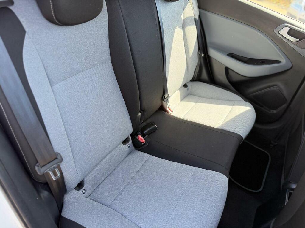 Hyundai I20 Premium Brown #22