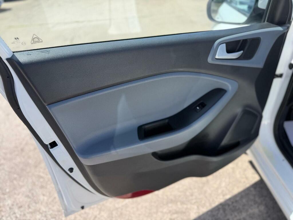 Hyundai I20 Premium Brown #39