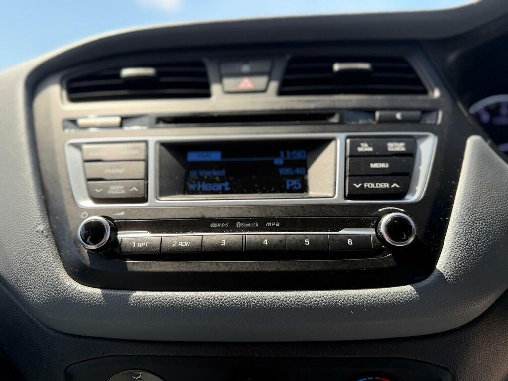 Hyundai I20 Premium Brown #46