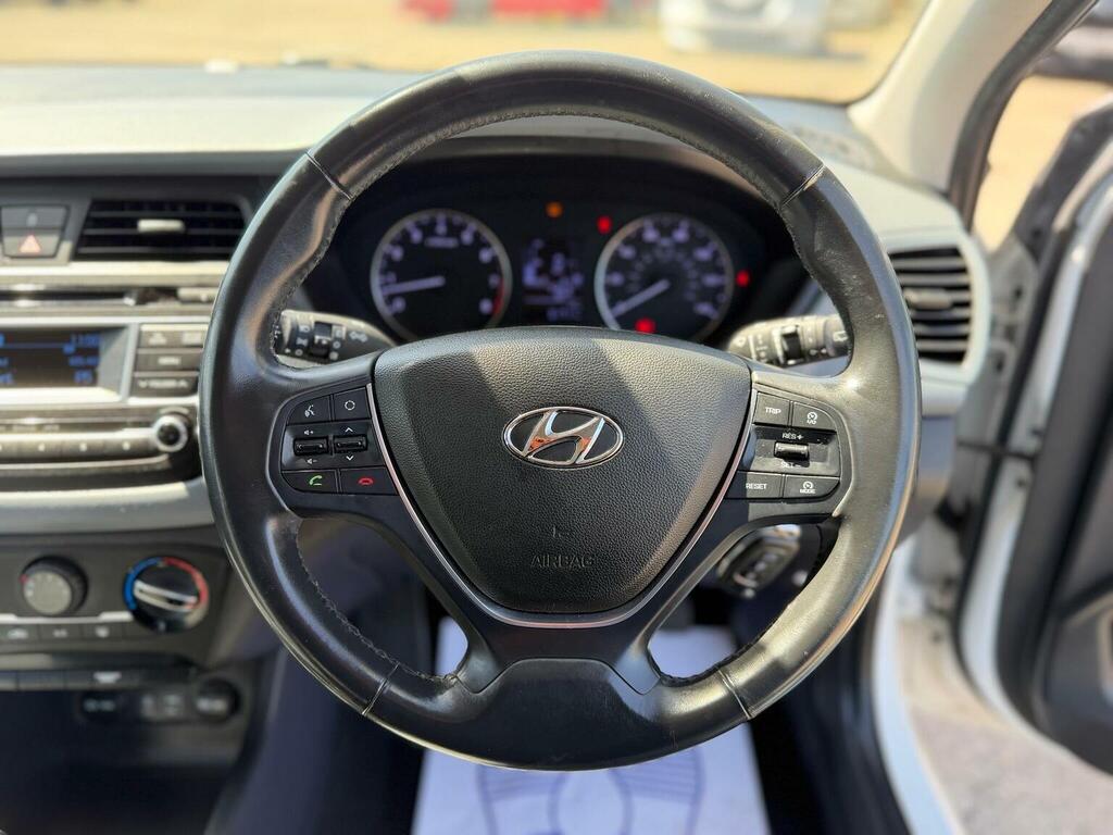 Hyundai I20 Premium Brown #53