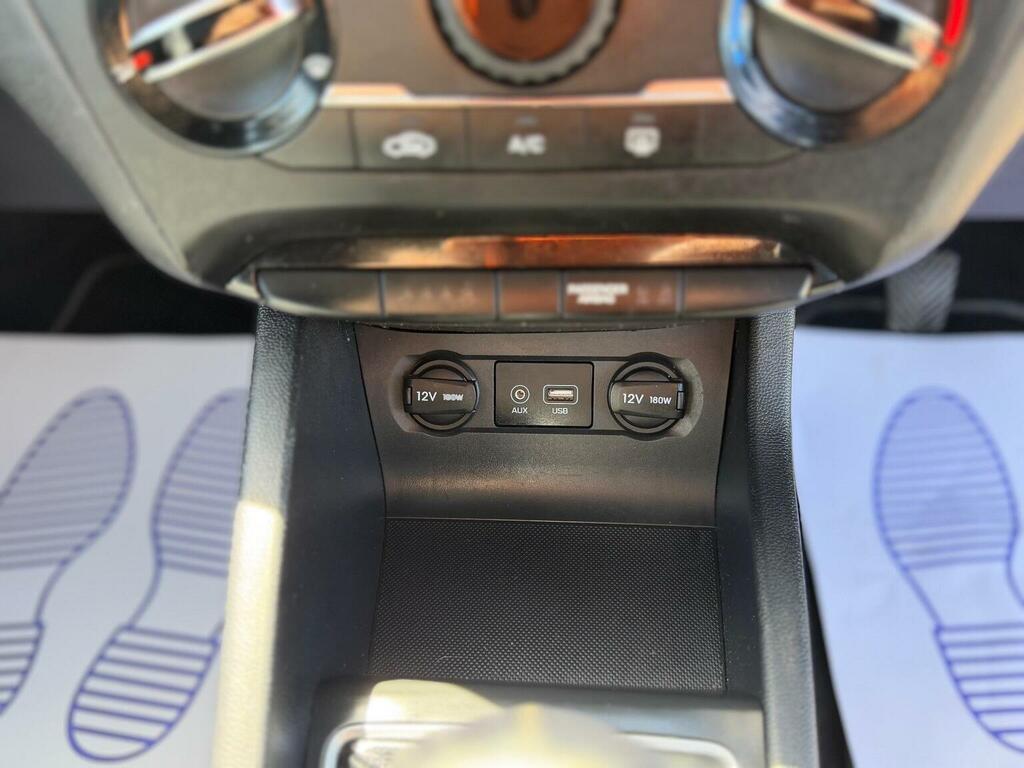 Hyundai I20 Premium Brown #31