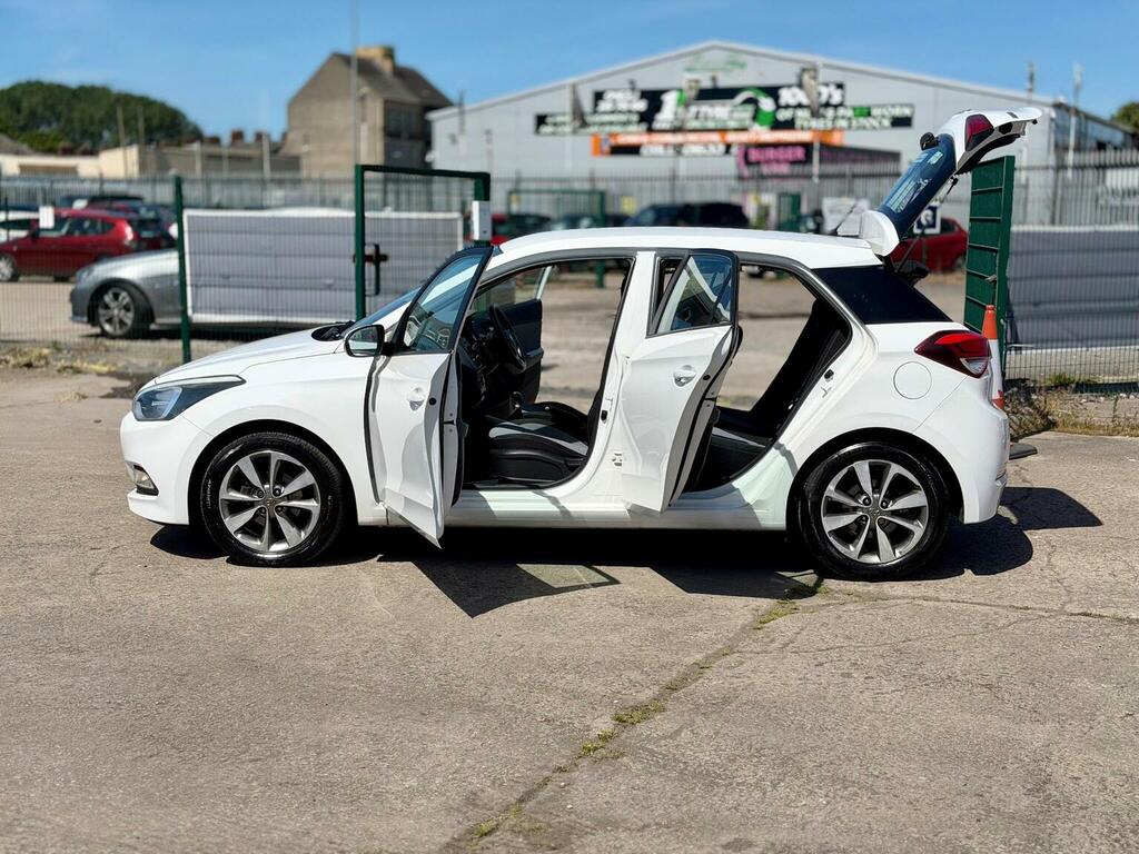 Hyundai I20 Premium Brown #8
