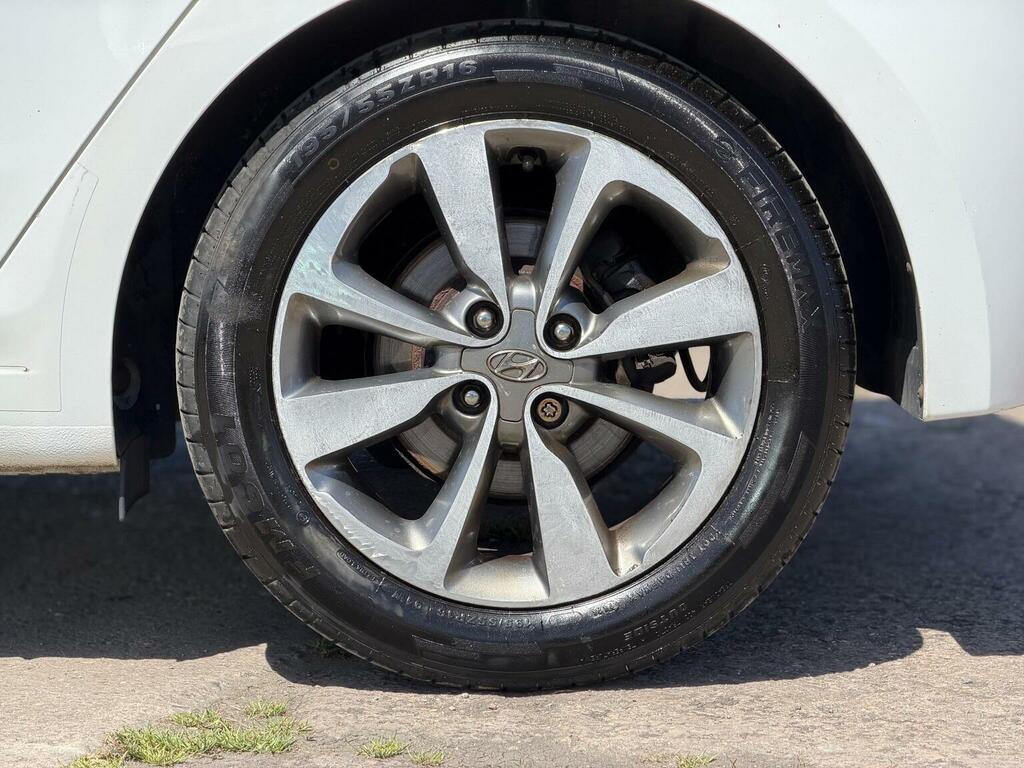 Hyundai I20 Premium Brown #43