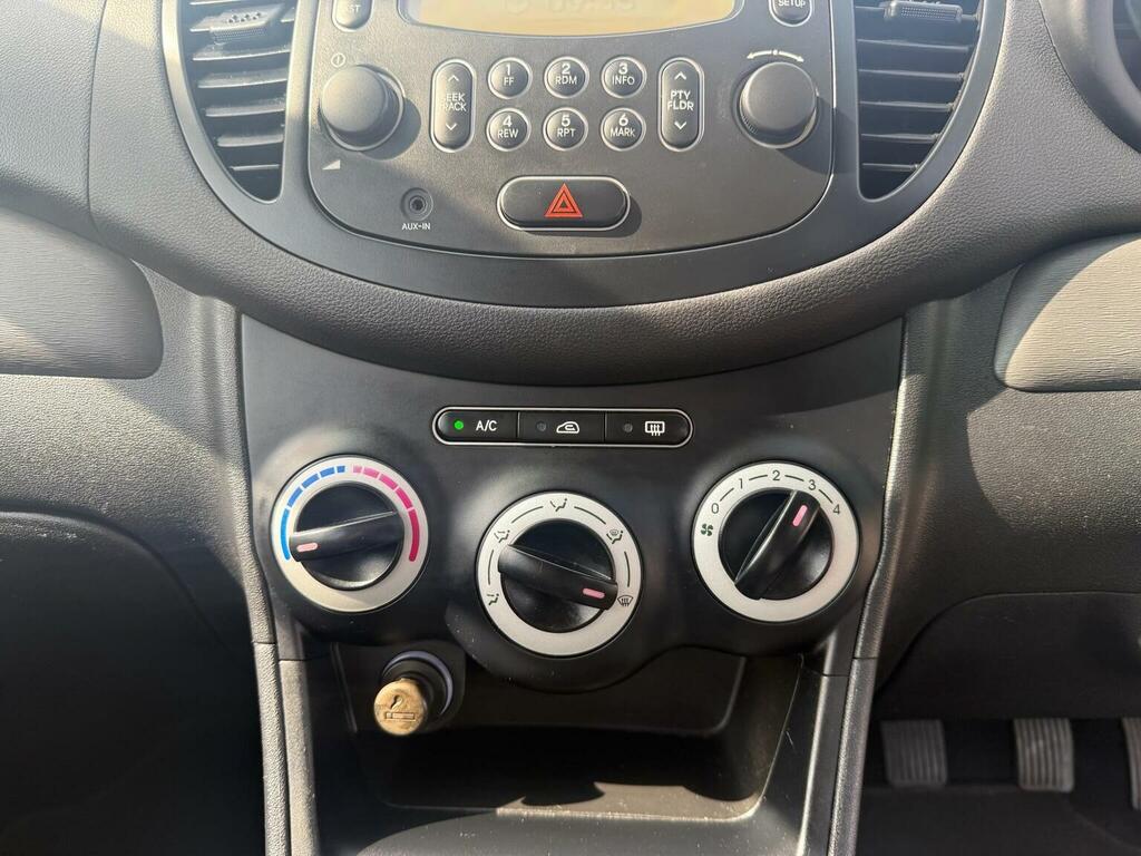 Hyundai I10 Hatchback 1.2 Classic 201059 Silver #17