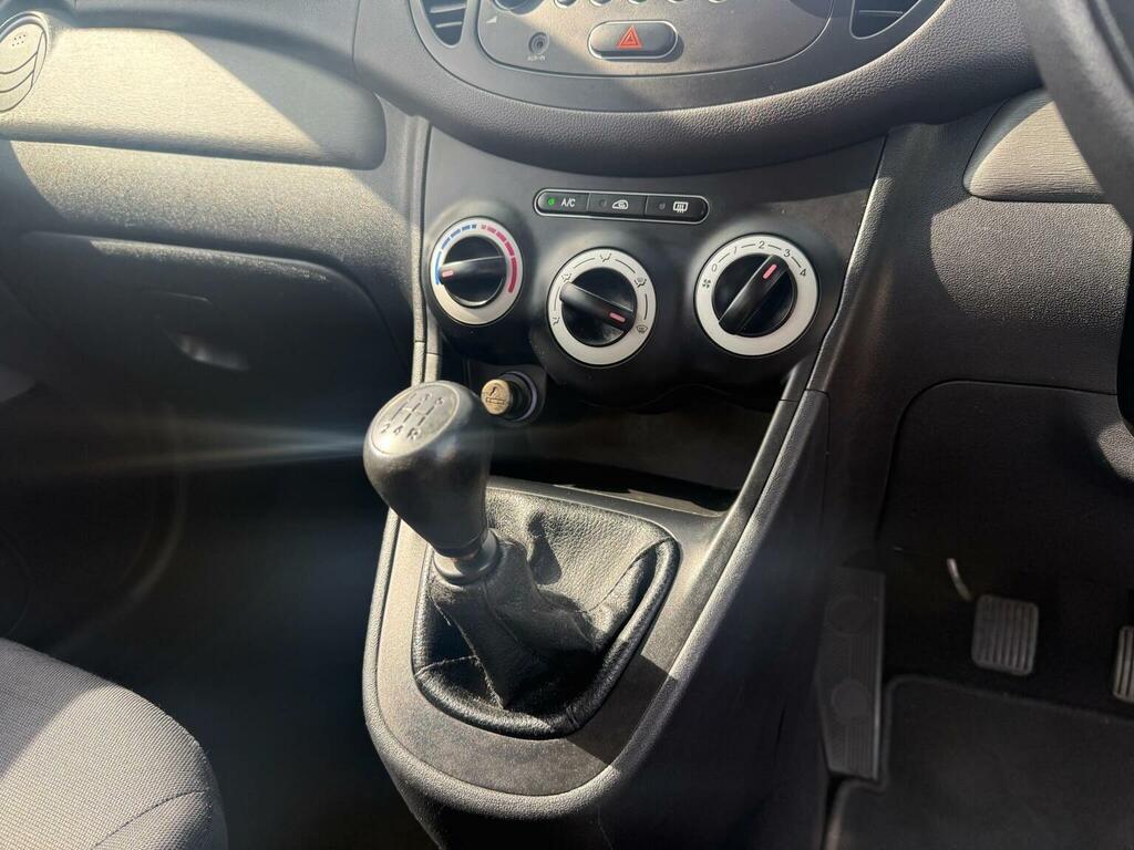 Hyundai I10 Hatchback 1.2 Classic 201059 Silver #15