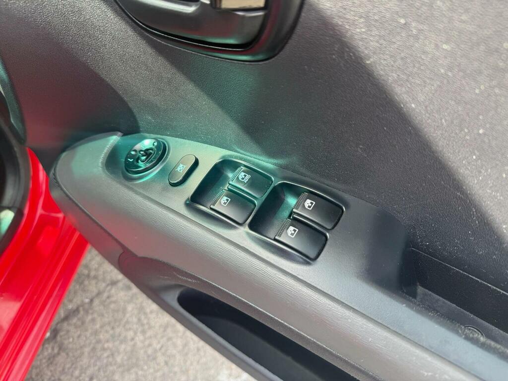 Hyundai I10 Hatchback 1.2 Classic 201059 Silver #34