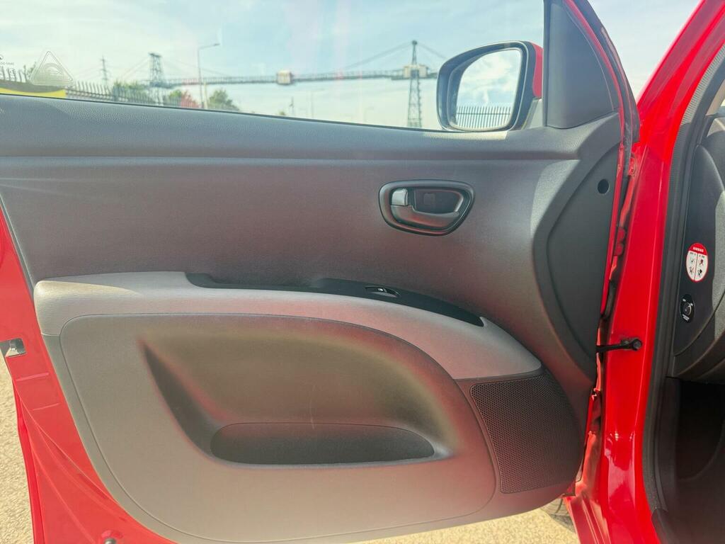 Hyundai I10 Hatchback 1.2 Classic 201059 Silver #39