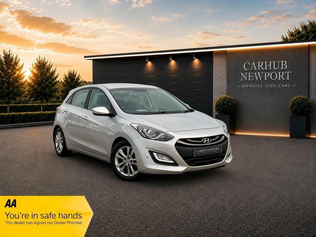 Hyundai I30 1.6 Crdi Blue Drive Style Nav Euro 5 Ss Silver