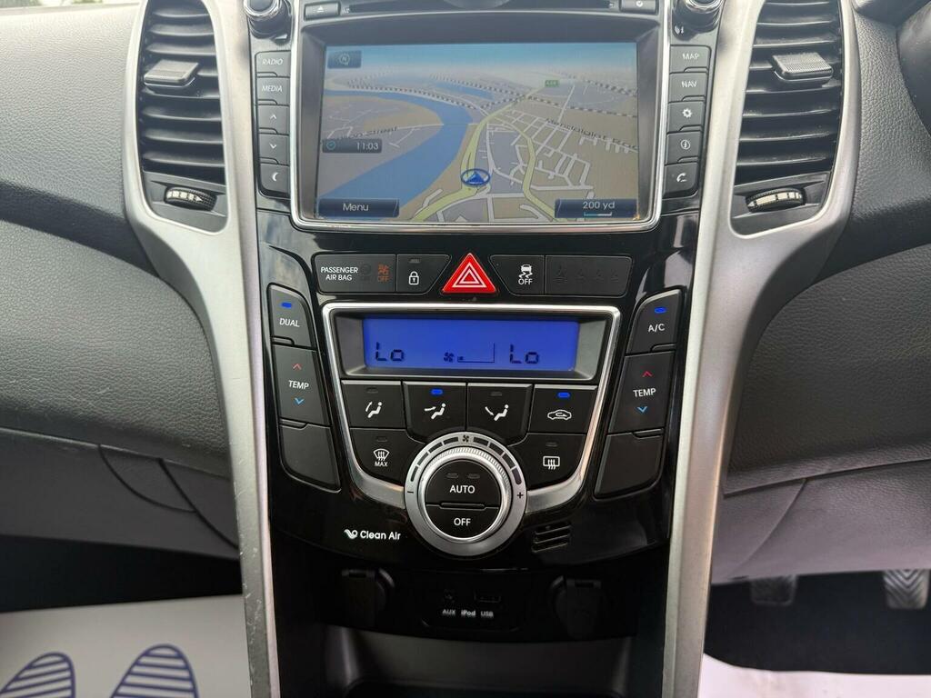 Hyundai I30 1.6 Active Euro 5 Blue #41