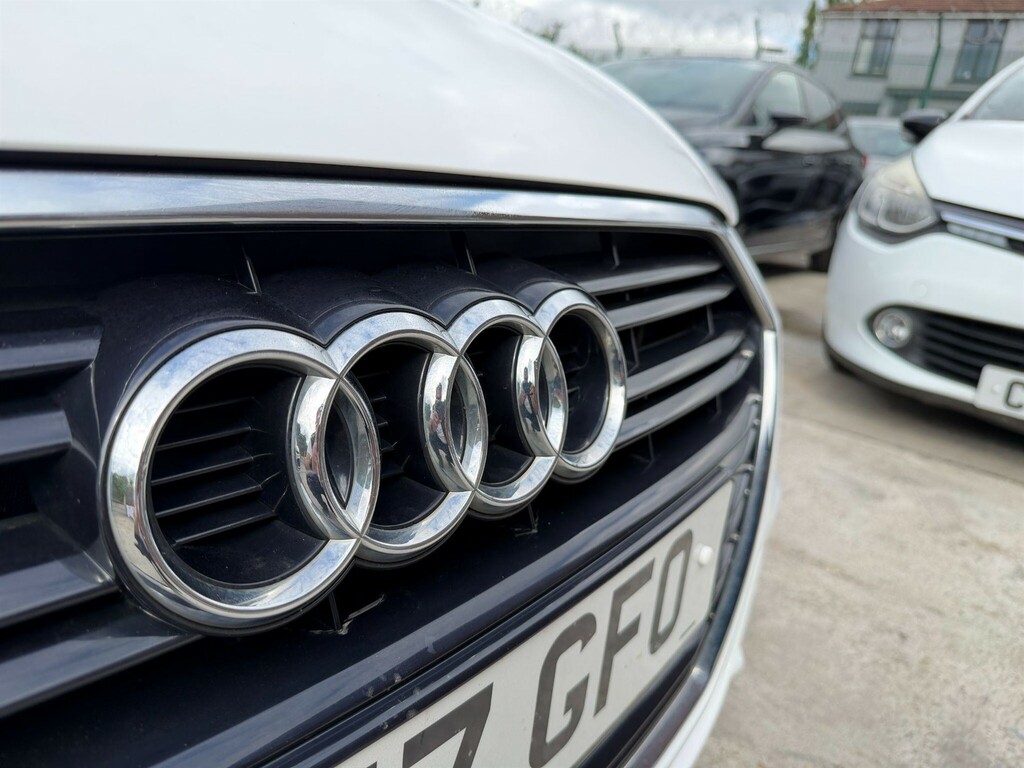 Audi A3 1.5 Tfsi Cod S Line Sportback S Tronic Euro 6 Ss MM17GFO White #5