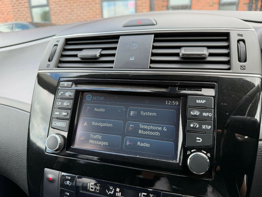 Nissan Pulsar Tekna Dig-t Xtronic Black #52