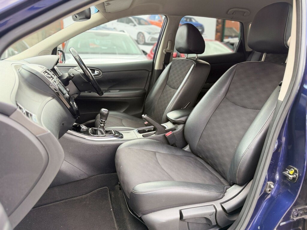 Nissan Pulsar Tekna Dig-t Xtronic Black #40