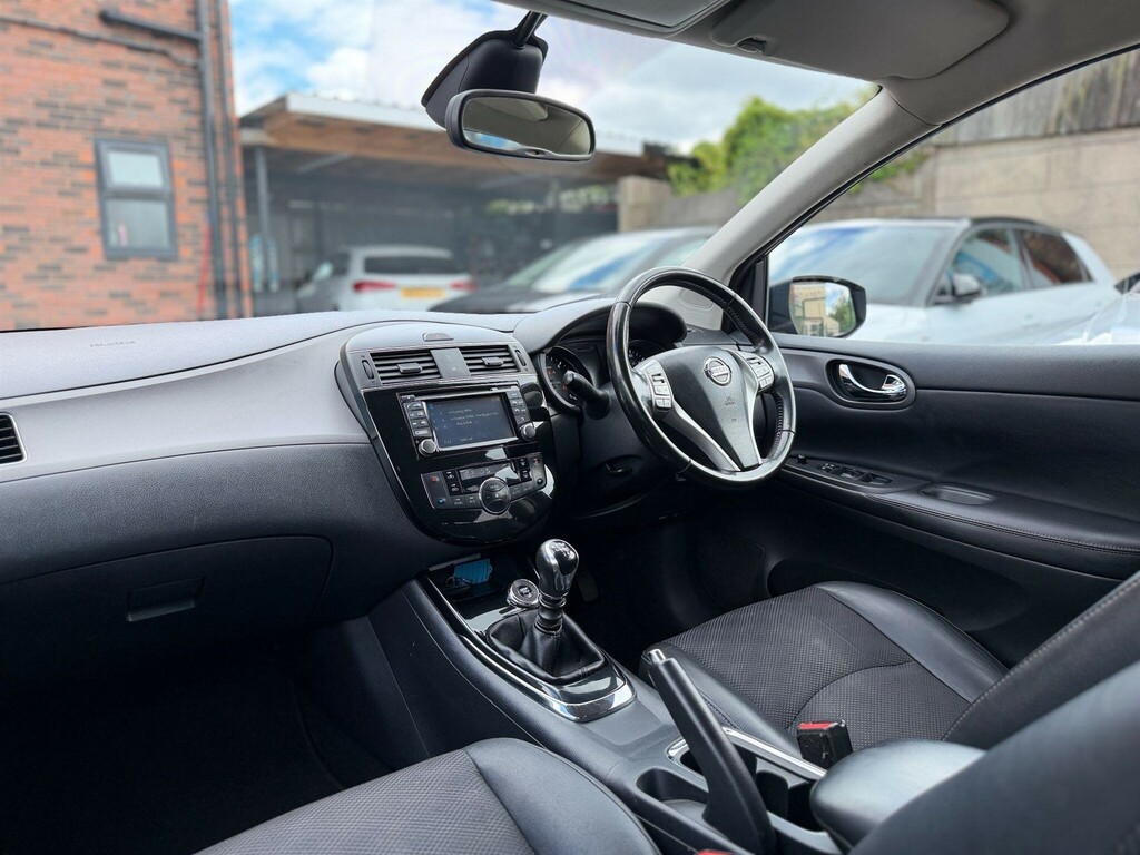 Nissan Pulsar Tekna Dig-t Xtronic Black #37