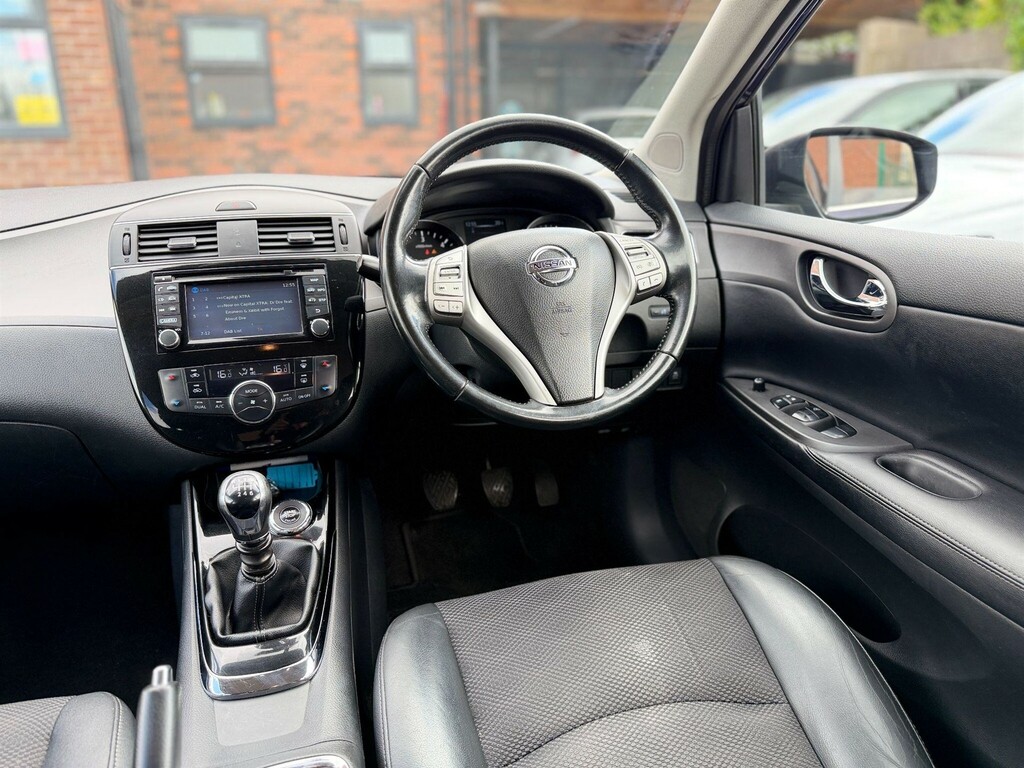 Nissan Pulsar Tekna Dig-t Xtronic Black #32