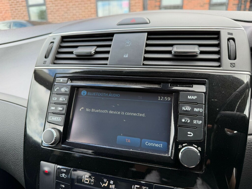 Nissan Pulsar Tekna Dig-t Xtronic Black #50